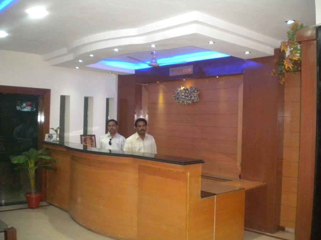 Hotel Sagar Castle Ratlam Exterior photo